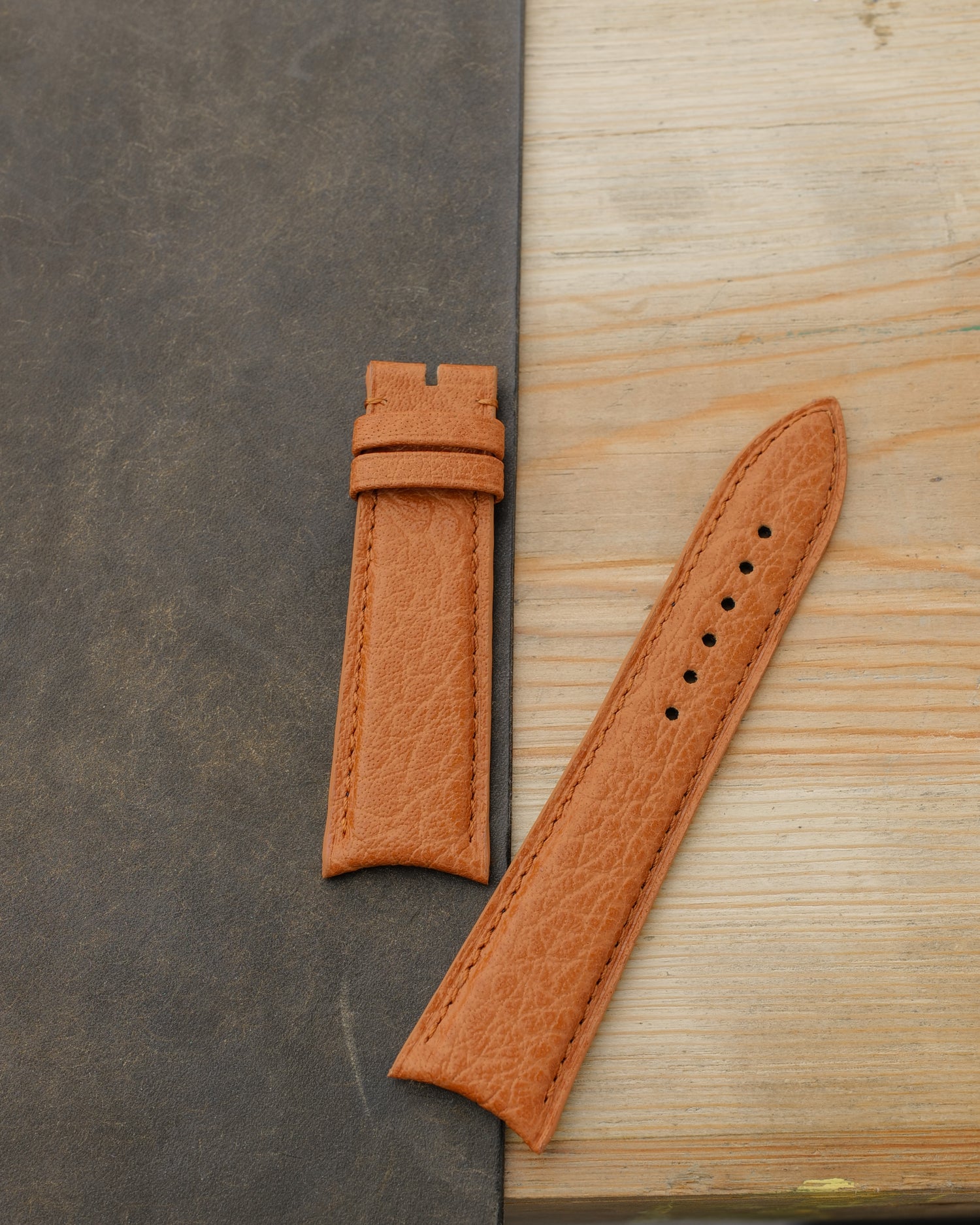 Saffiano 革のストラップ